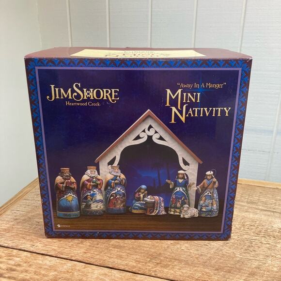Jim Shore Mini Nativity Set "Away in A Manger" Box Included - Picture 2 of 9